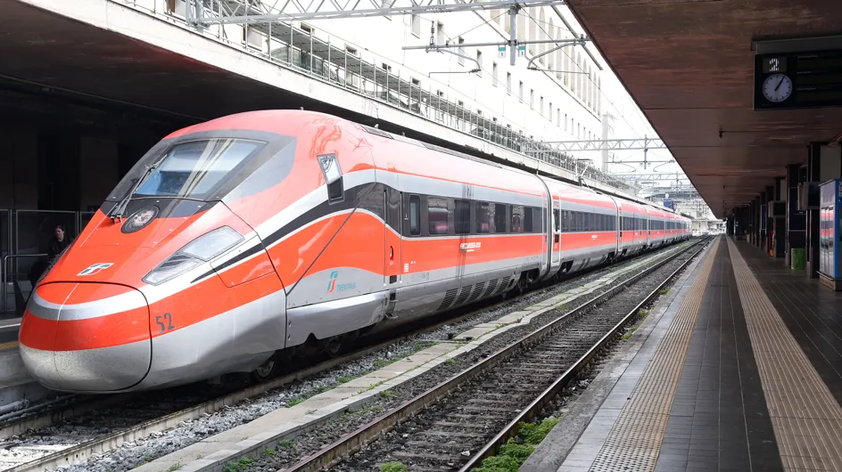A train derails in Florence: all delays and journeys canceled on May 4th