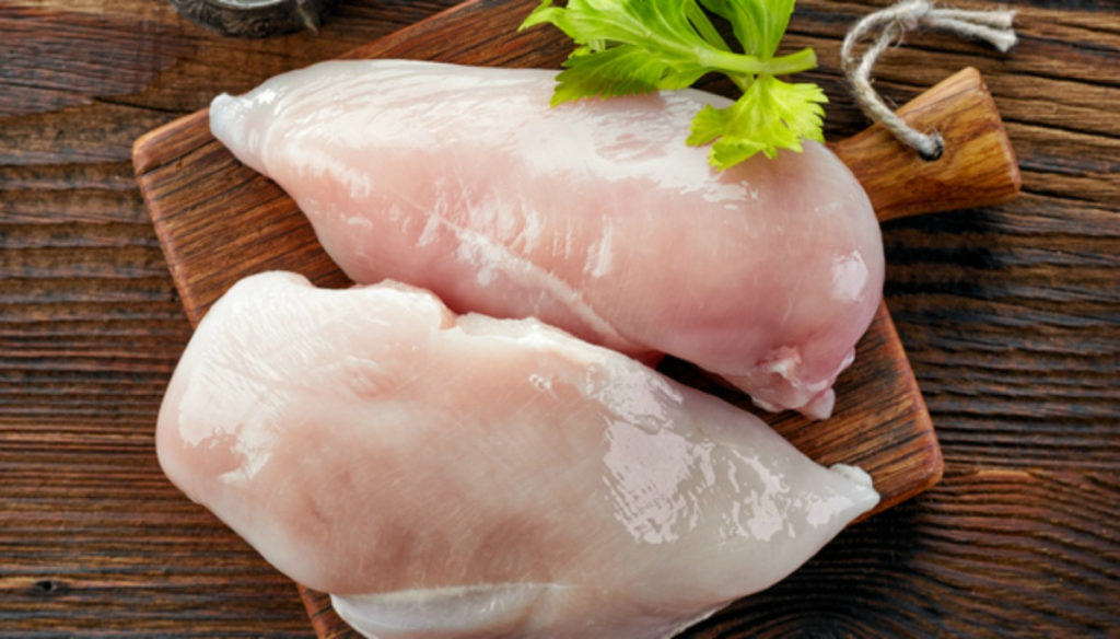 Cultivated chicken meat: made with vegetable proteins