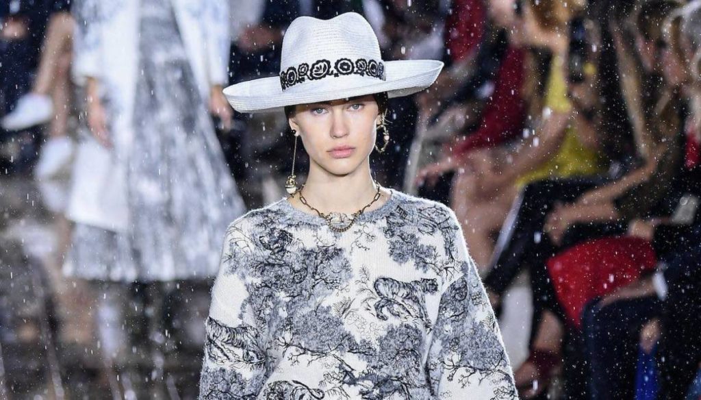 Dior toile de Jouy: the new motif in the Dior Cruise collection
