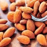 Cholesterol and triglycerides: the positive effects of almonds