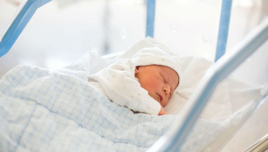 Jaundice in newborns, a luminous pajama to treat it