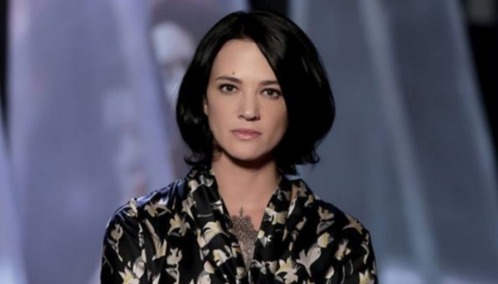 Asia Argento away from Amore Criminale: Camila Raznovich arrives