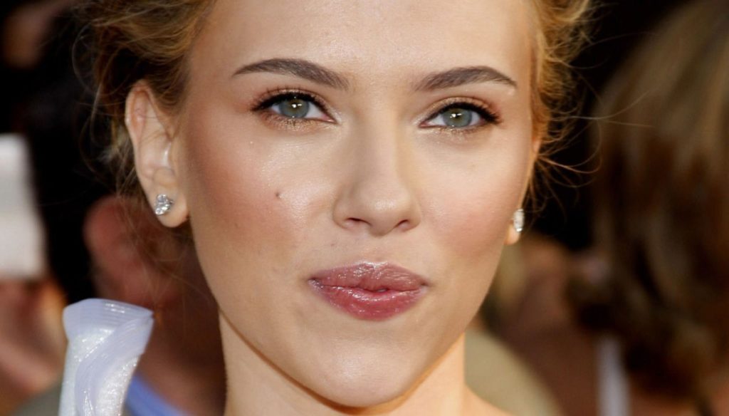 Beauty secrets to be stolen from Scarlett Johansson