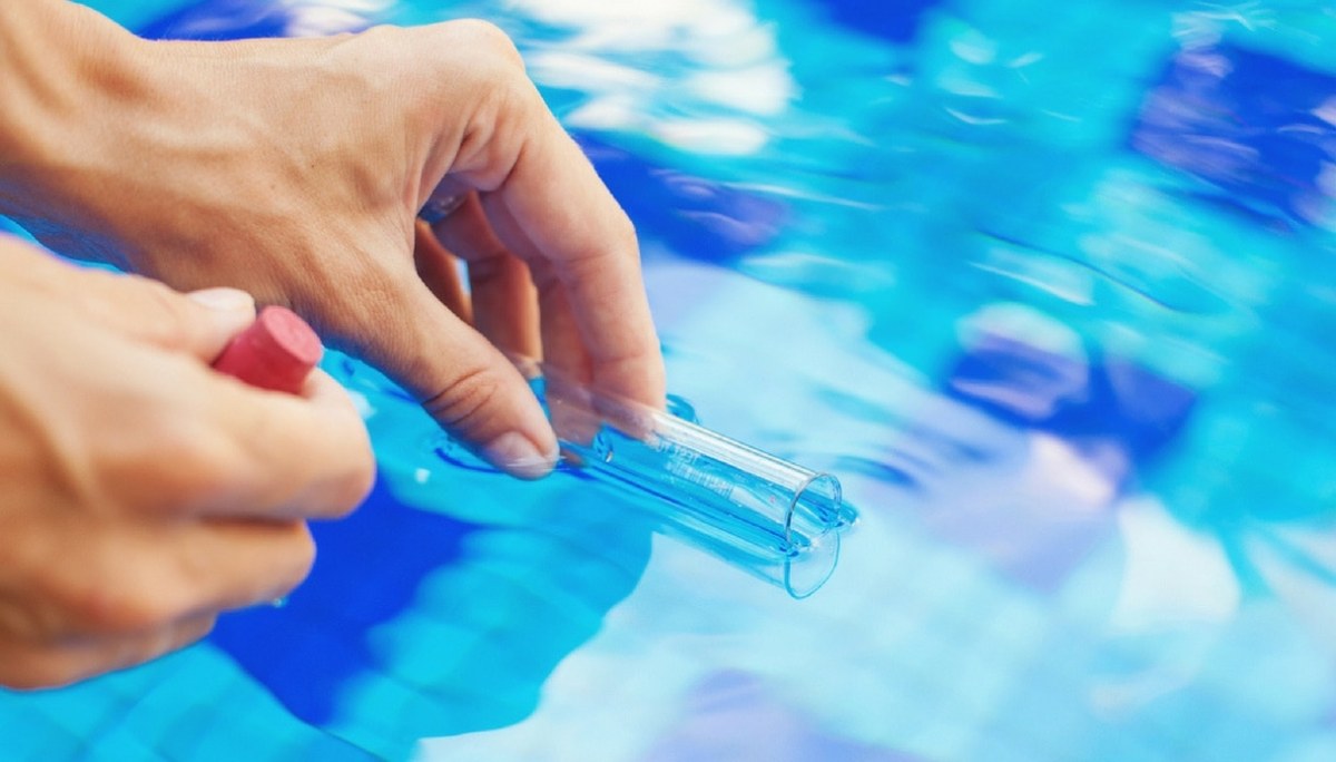 crypto bacteria in swimming pools