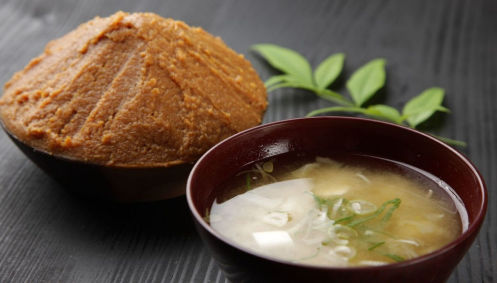 Miso, effects on the intestine and high cholesterol