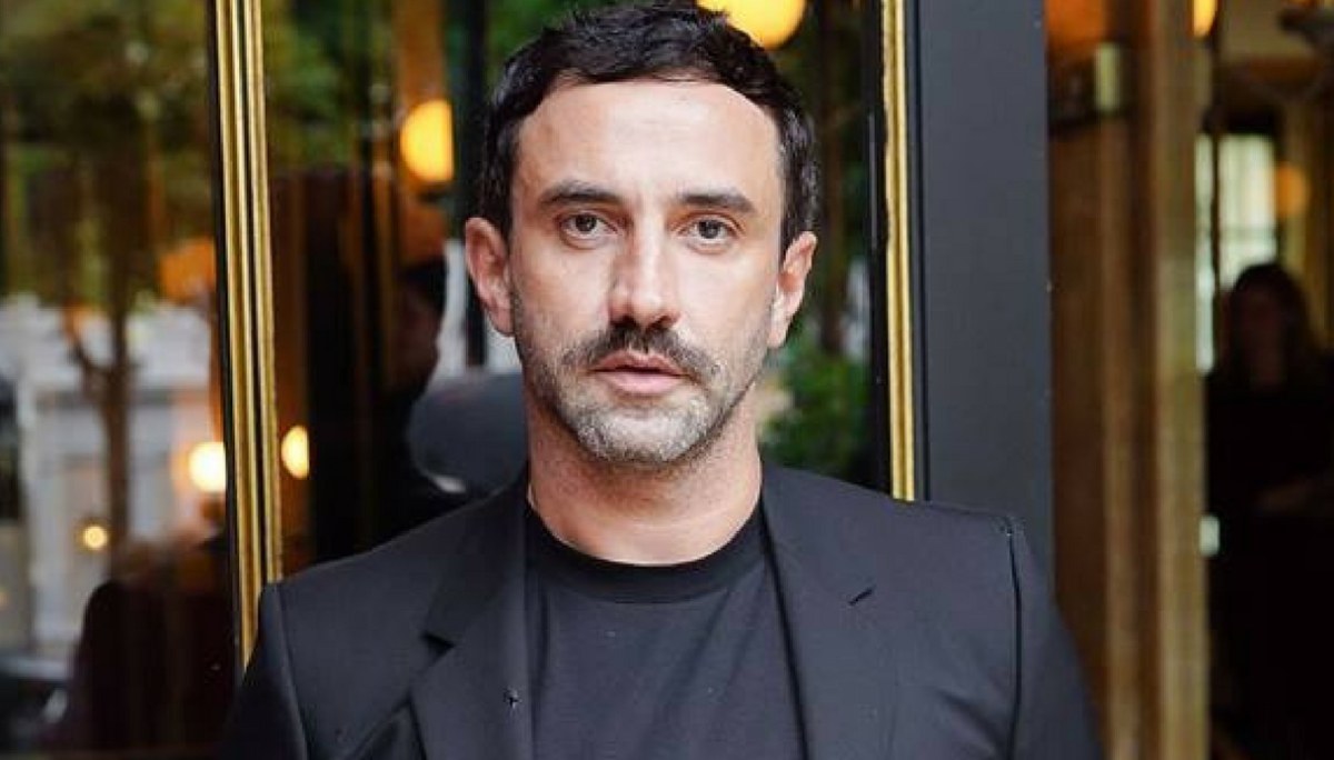 Riccardo Tisci is the new creative director of Burberry - Tips for ...