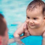 Summer at the beach: how to teach your child to swim