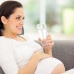 Water in pregnancy: which and how much to drink