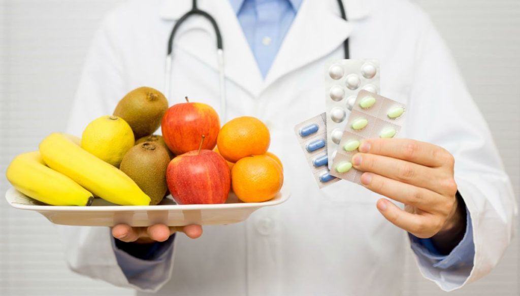 Food and medicines: interactions to watch out for