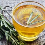 How to deflate the belly with rosemary