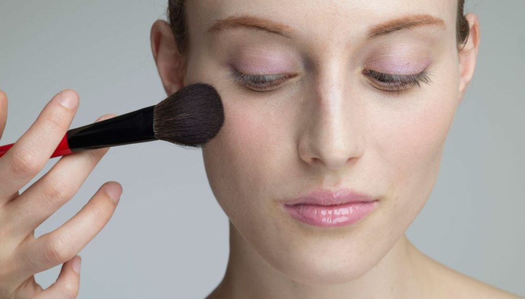 How to use blush: tips