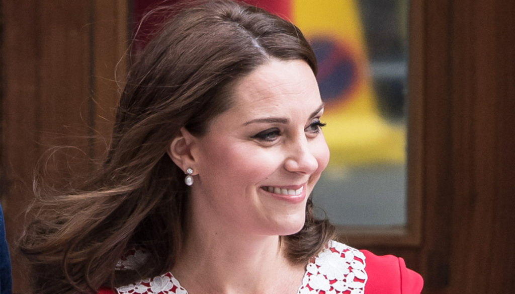 Kate Middleton normal mom, conquers everyone with Zara's dress