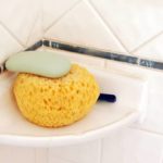 10 things that those who like to shower should avoid