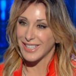 Sabrina Salerno divine on Domenica In. And she burst into tears together with Venier