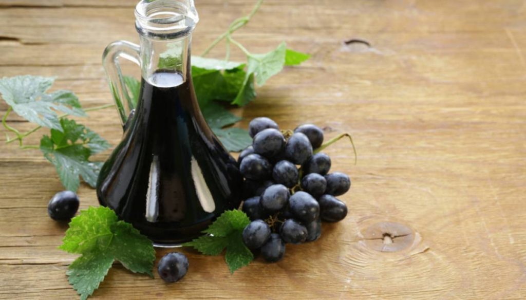 Balsamic vinegar helps you lose weight. The scientific study