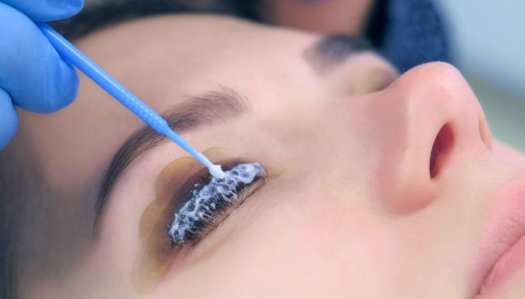Lamination and lash filler: what are the beauty treatments to try for perfect eyelashes without mascara