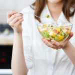 Diet and physical activity at home: 5 things to do and 5 not to do. The nutritionist's advice