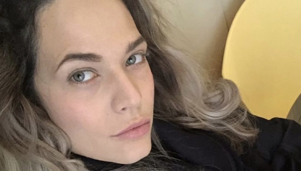 Laura Chiatti Without Makeup On Instagram She Shows All Her Natural Beauty