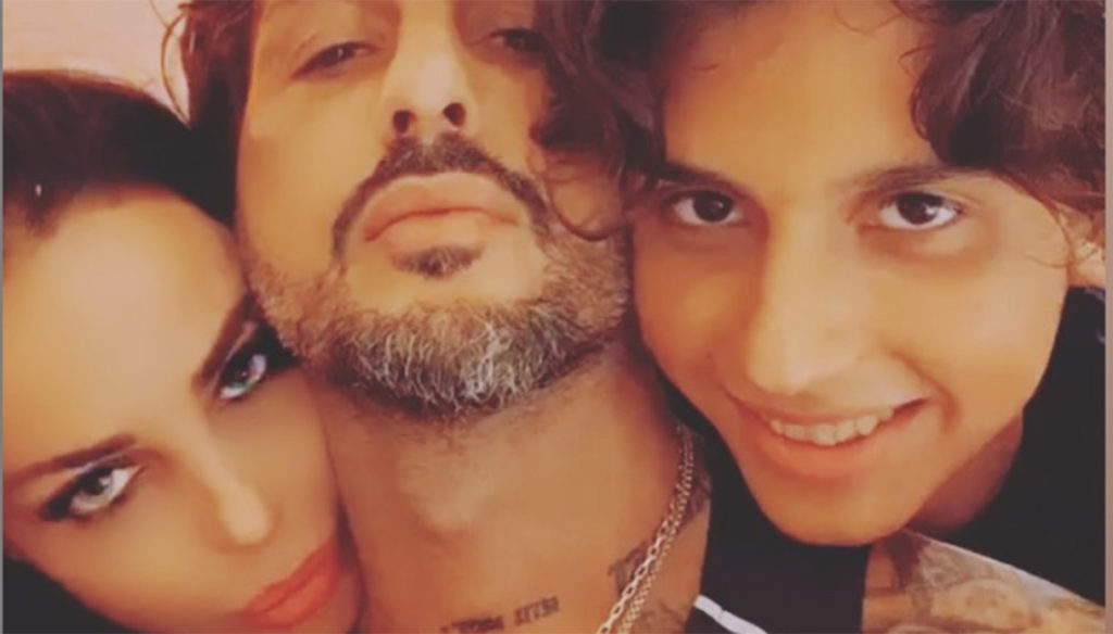 Nina Moric, photo with Carlos and Fabrizio: "The real family is that of