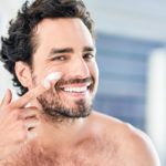 Men's skincare: guide to must-have products and a complete routine to convince him (or convince you) to take care of his skin