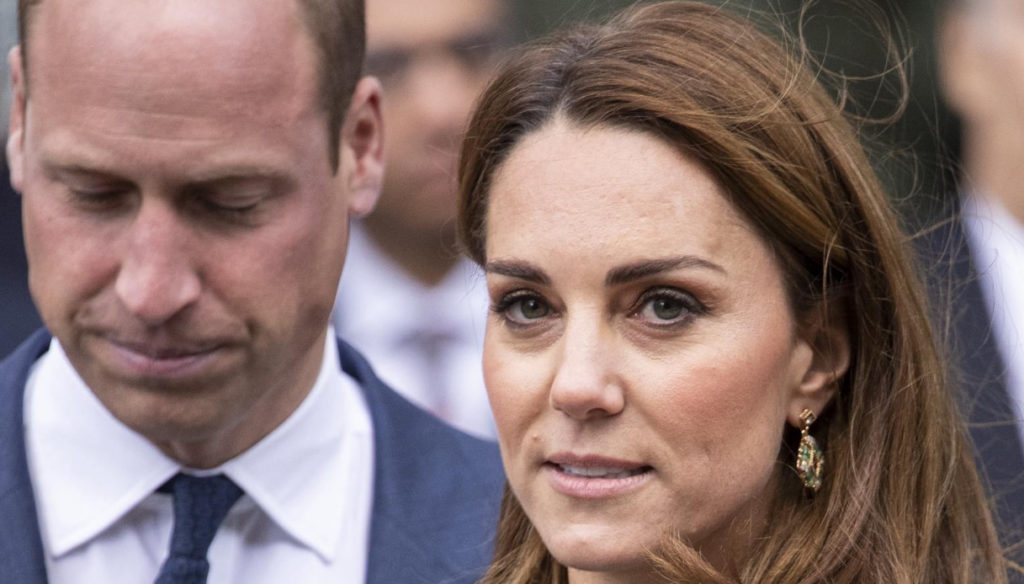 Kate Middleton and William on the Queen's train on an important mission