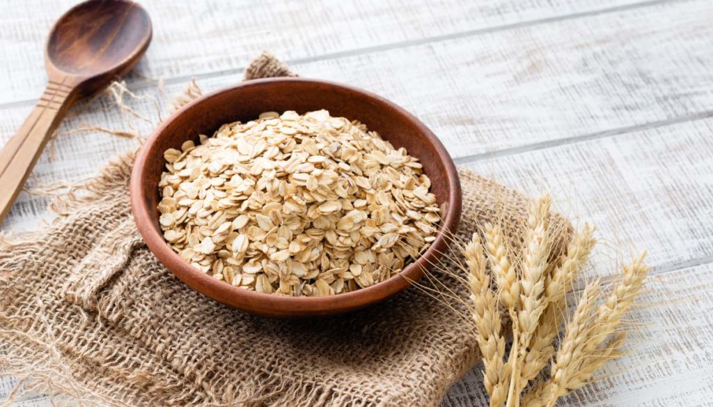 Oats: properties, nutritional values, benefits and contraindications