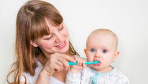 What to do when the first teeth appear