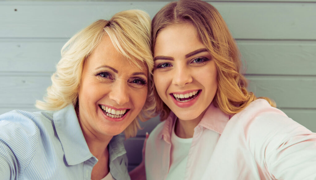 Mother's Day: to fight breast cancer and Alzheimer's