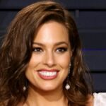 Ashley Graham pregnant again, the photo of the baby bump on Instagram