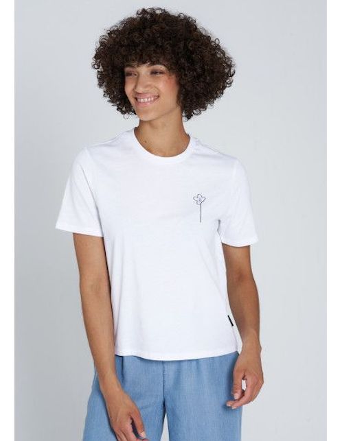 Organic Cotton T-Shirt: Not the usual white T-shirt!