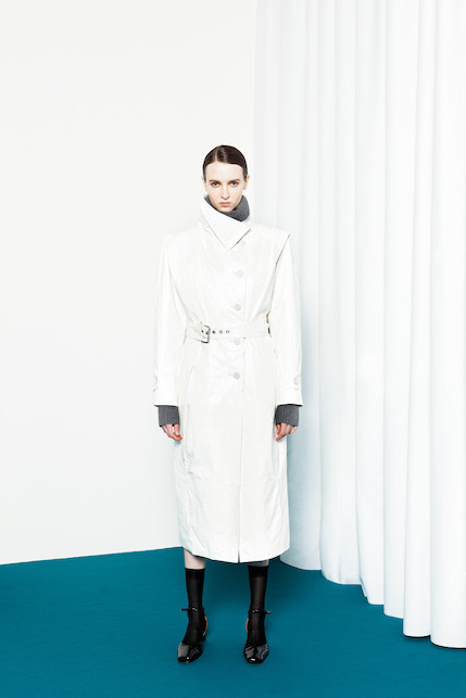 Total white: from the catwalks to our wardrobe