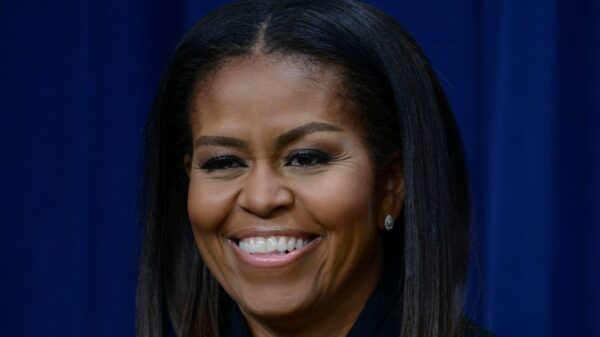 Michelle Obama, class is not water: she celebrates 58 years natural