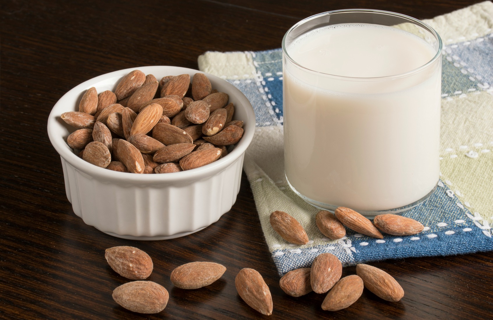 How to choose the best plant milk