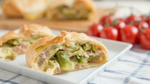 This strudel is special: asparagus takes center stage in the kitchen