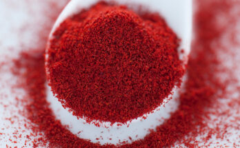 Saffron superfood: healthy properties and benefits