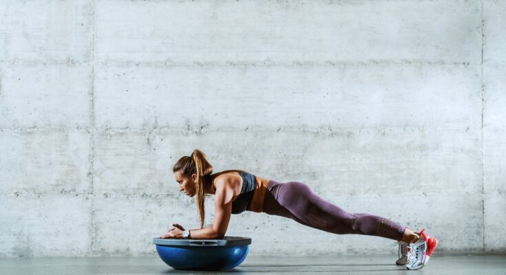 Core stability: what it is, benefits, how to train and the best exercises to have a flat stomach