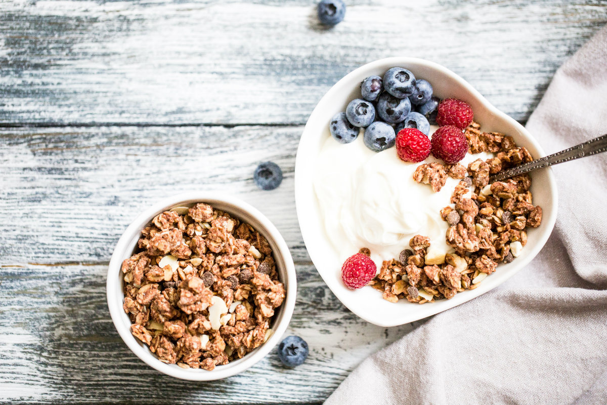Yogurt: properties, benefits and how to choose it