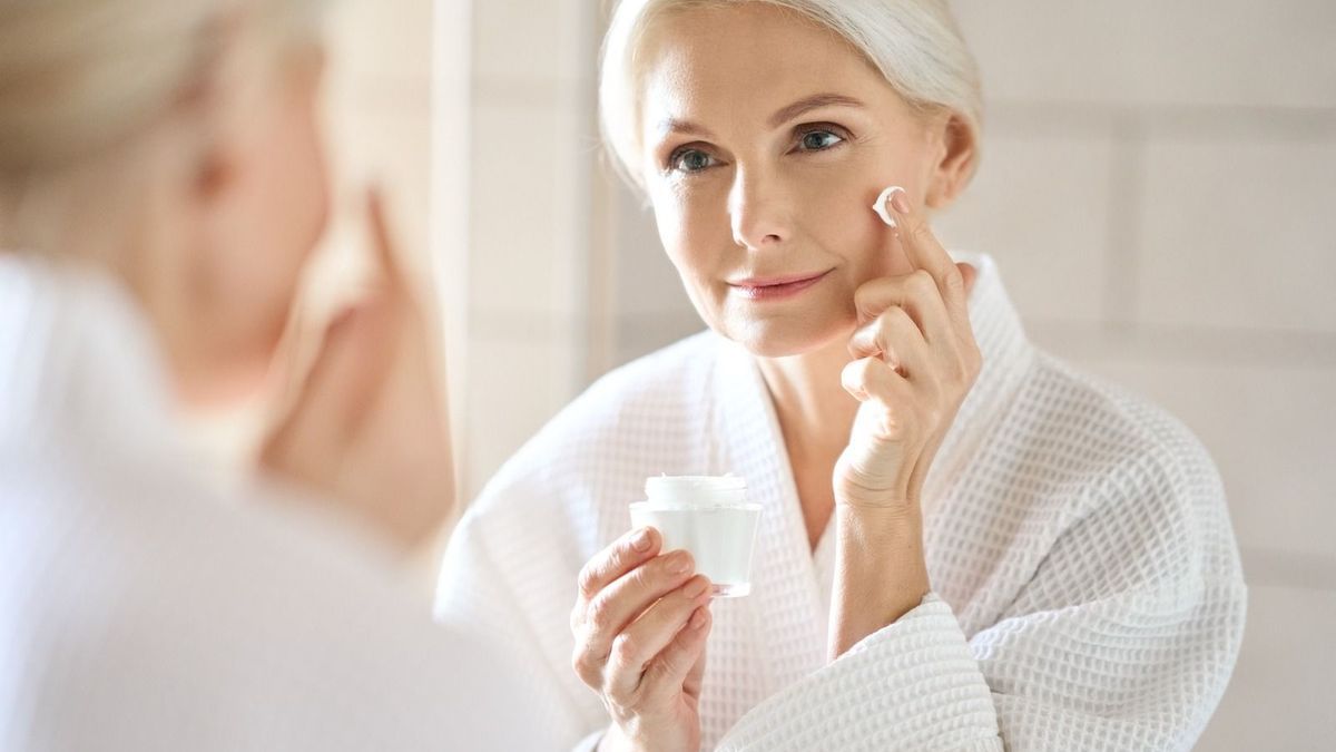 These beauty products for women over 50 are rated 100/100 by Yuka!