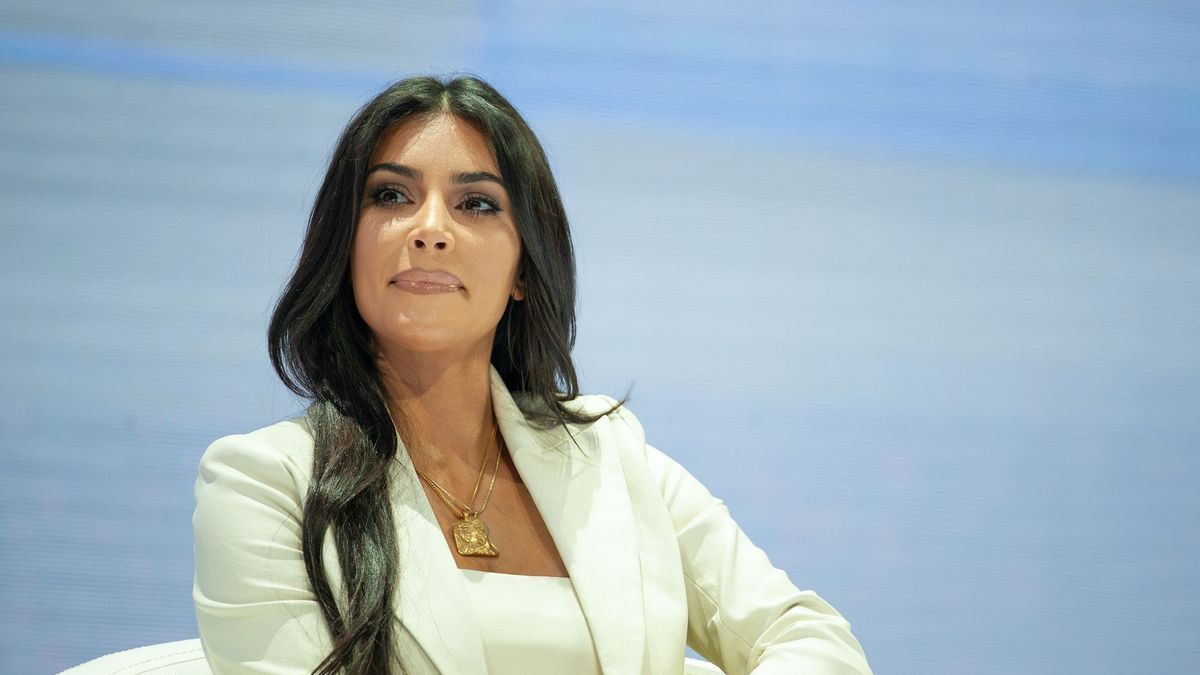 Kim Kardashian touts the benefits of a $2,500 MRI… and draws the wrath of doctors
