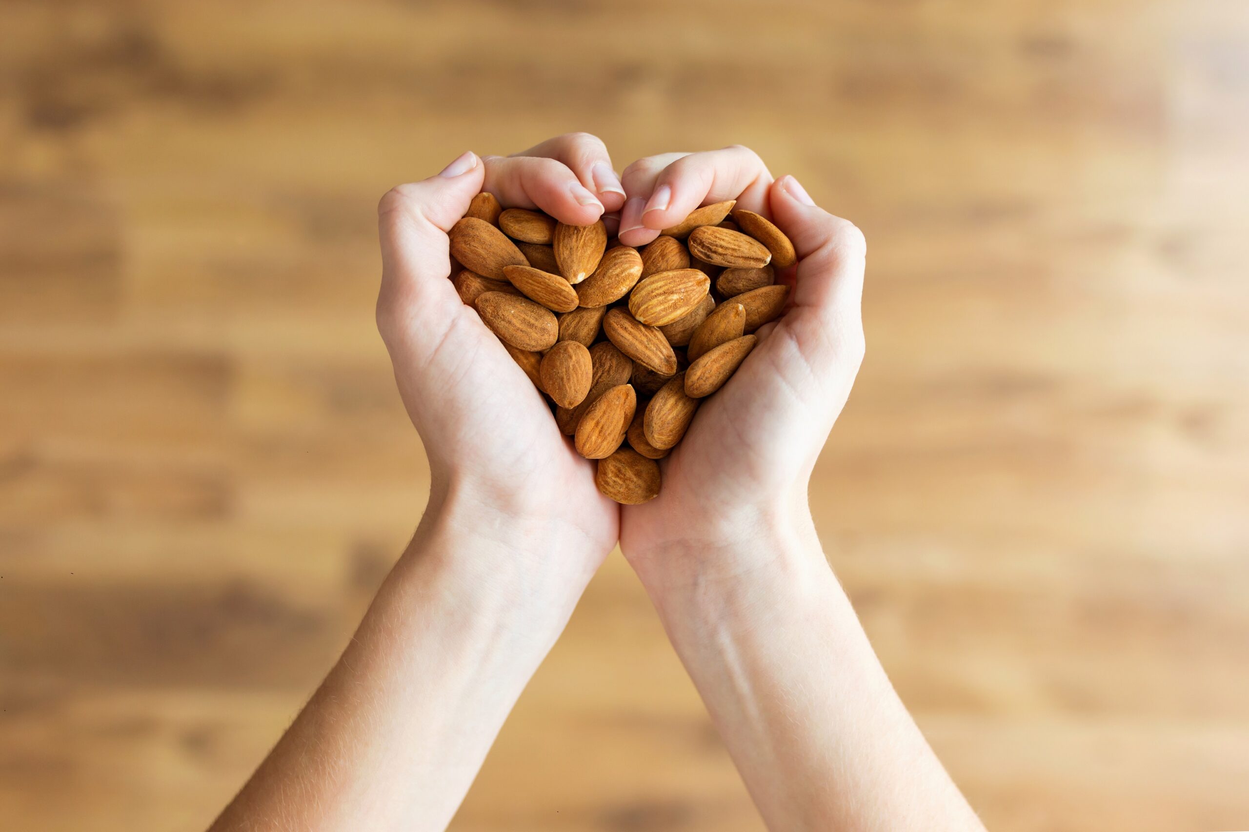 Almonds help lose weight and improve cardiometabolic health