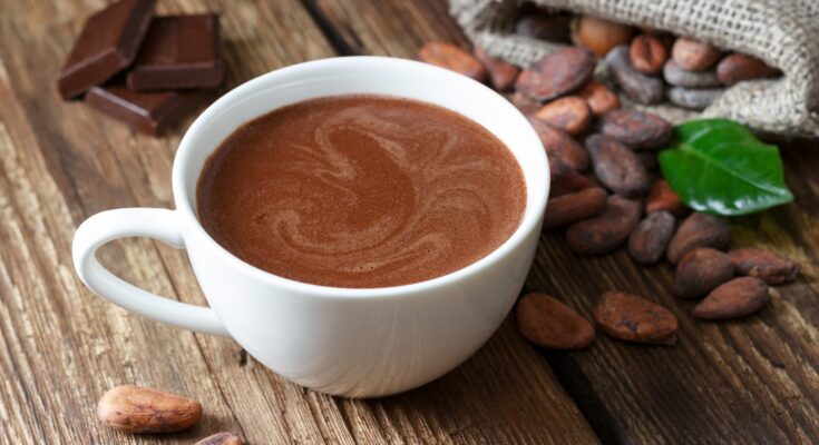 Cocoa flavanols against high blood pressure and stiffening of the arteries