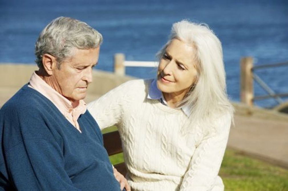 How to react to a loved one with Alzheimer's disease?
