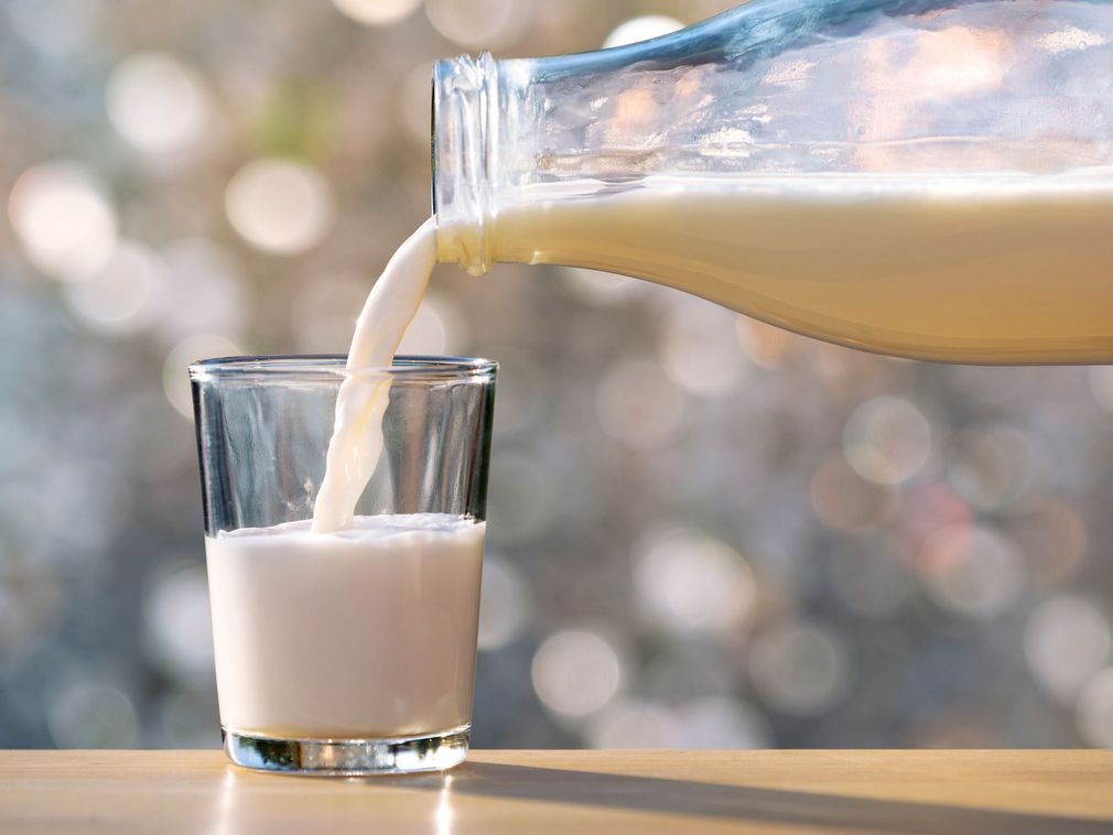 Eight tips for replacing milk 