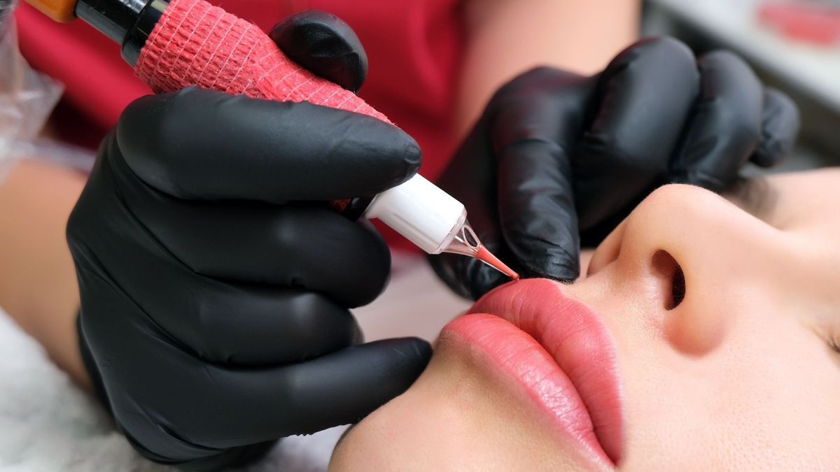 Product recall: contaminated permanent makeup ink removed from the market