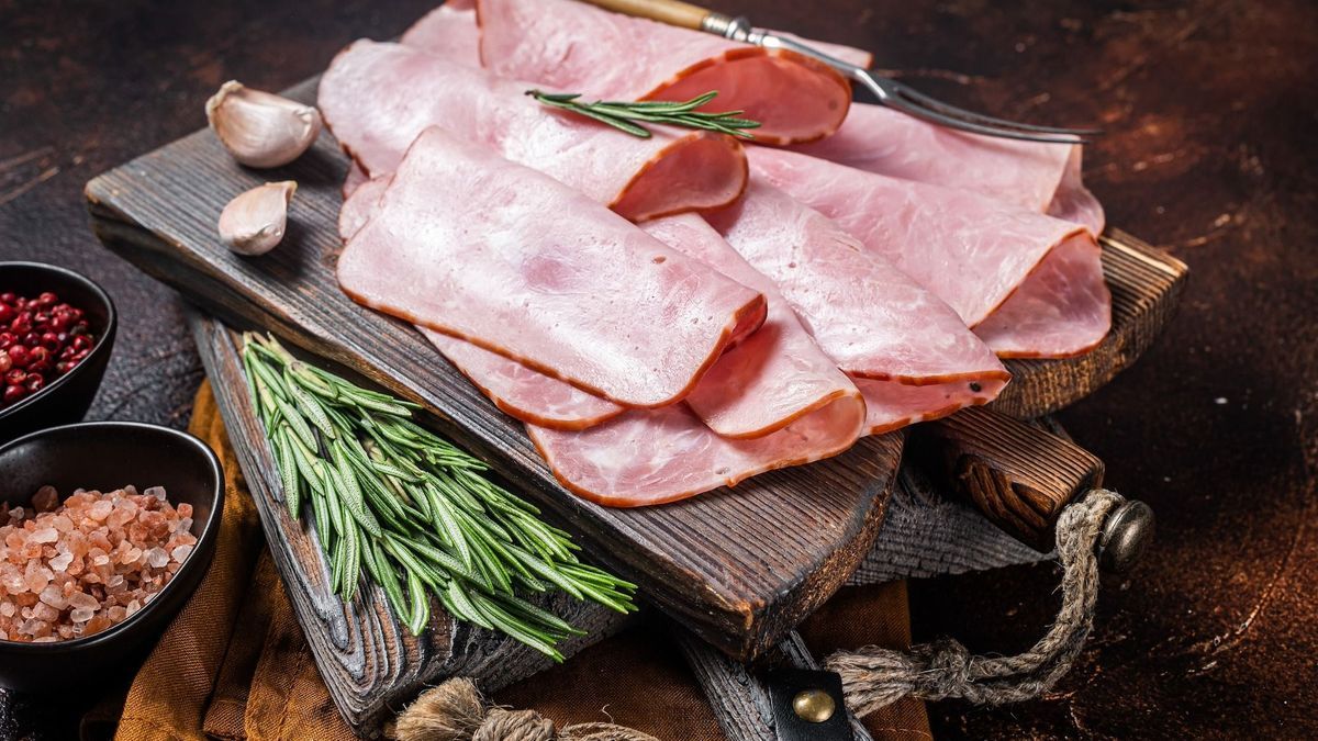 Product recall alert: many hams contaminated with dangerous bacteria