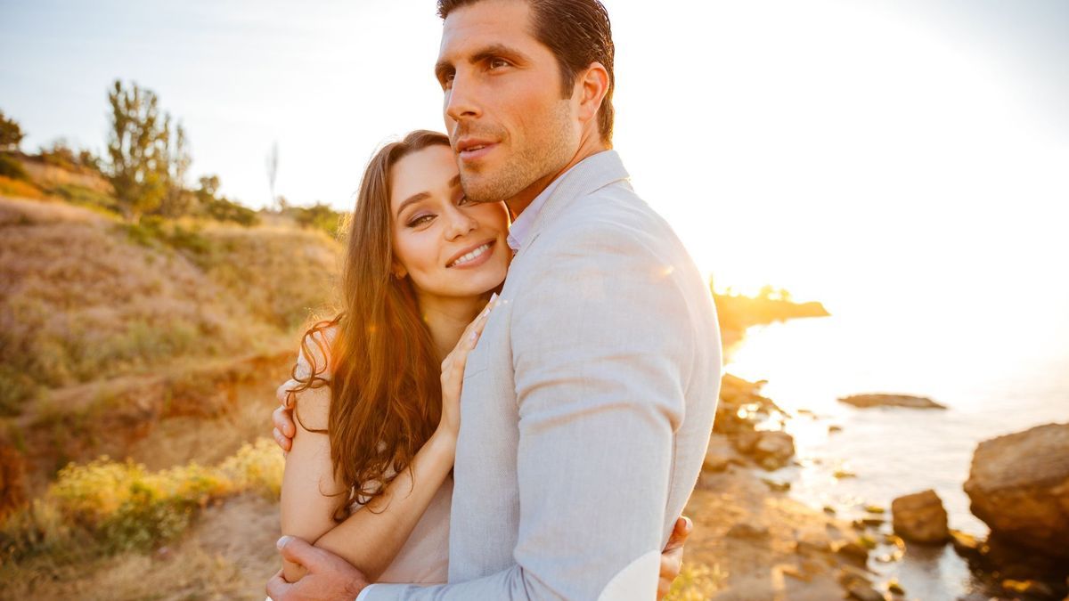 5 reasons to “date” an accomplished person