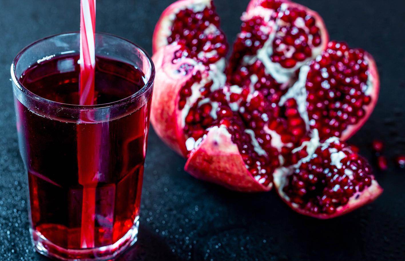 Pomegranate juice: 5 beneficial properties and tips on how to choose natural one