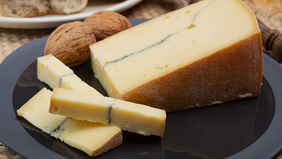 Product recall: new cheeses contaminated with E. coli