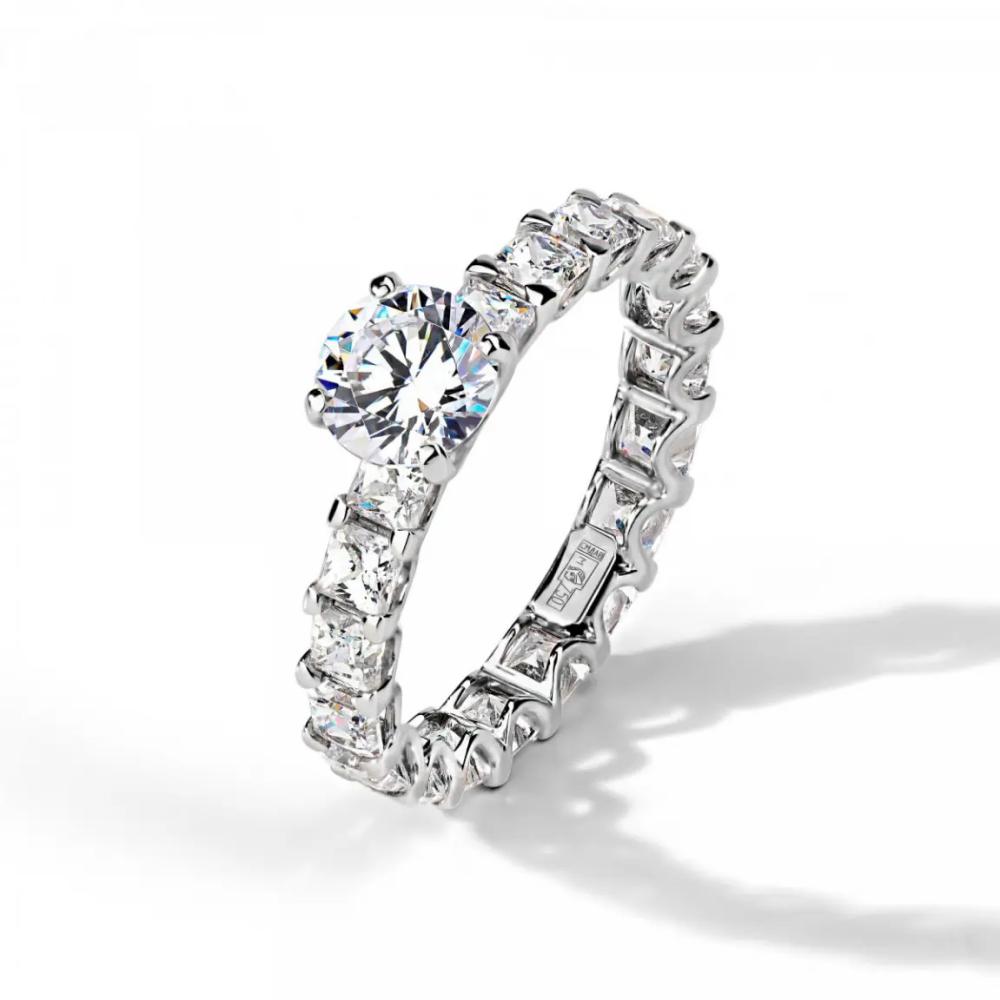 Diamond ring, Benes Studio, 2 057 400 rub.  (Benes Studio)