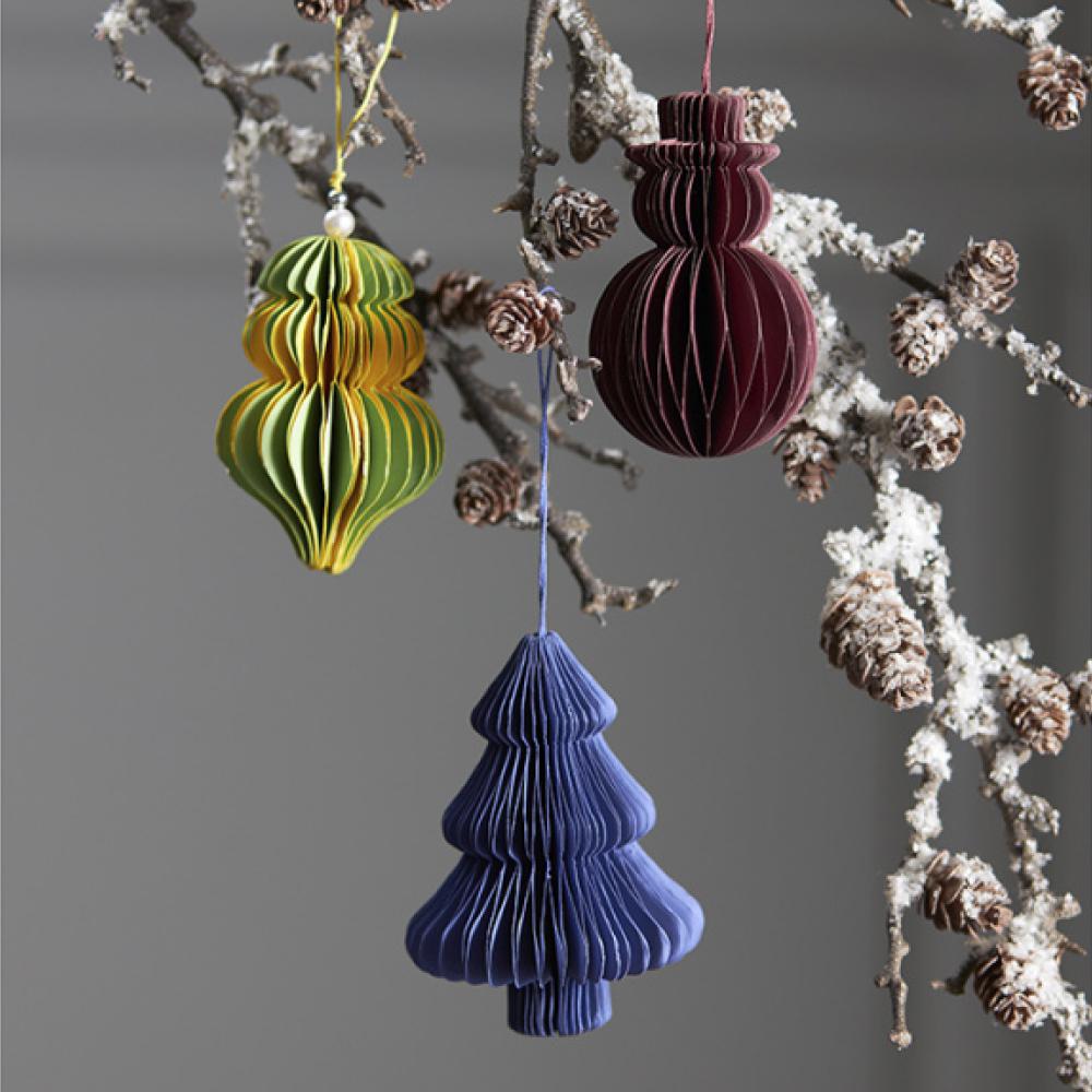 Set of Christmas tree decorations made of Honeycomb festive paper from the New Year Essential collection, Tkano, RUB 1,790.  (tkano.ru)